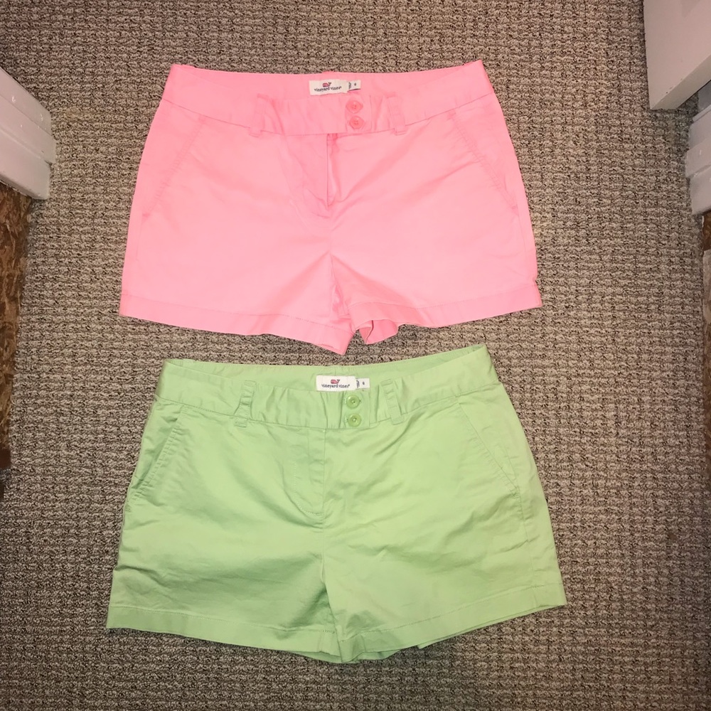 Vineyard Vines 3 1/2 shorts Size 6 (Both)